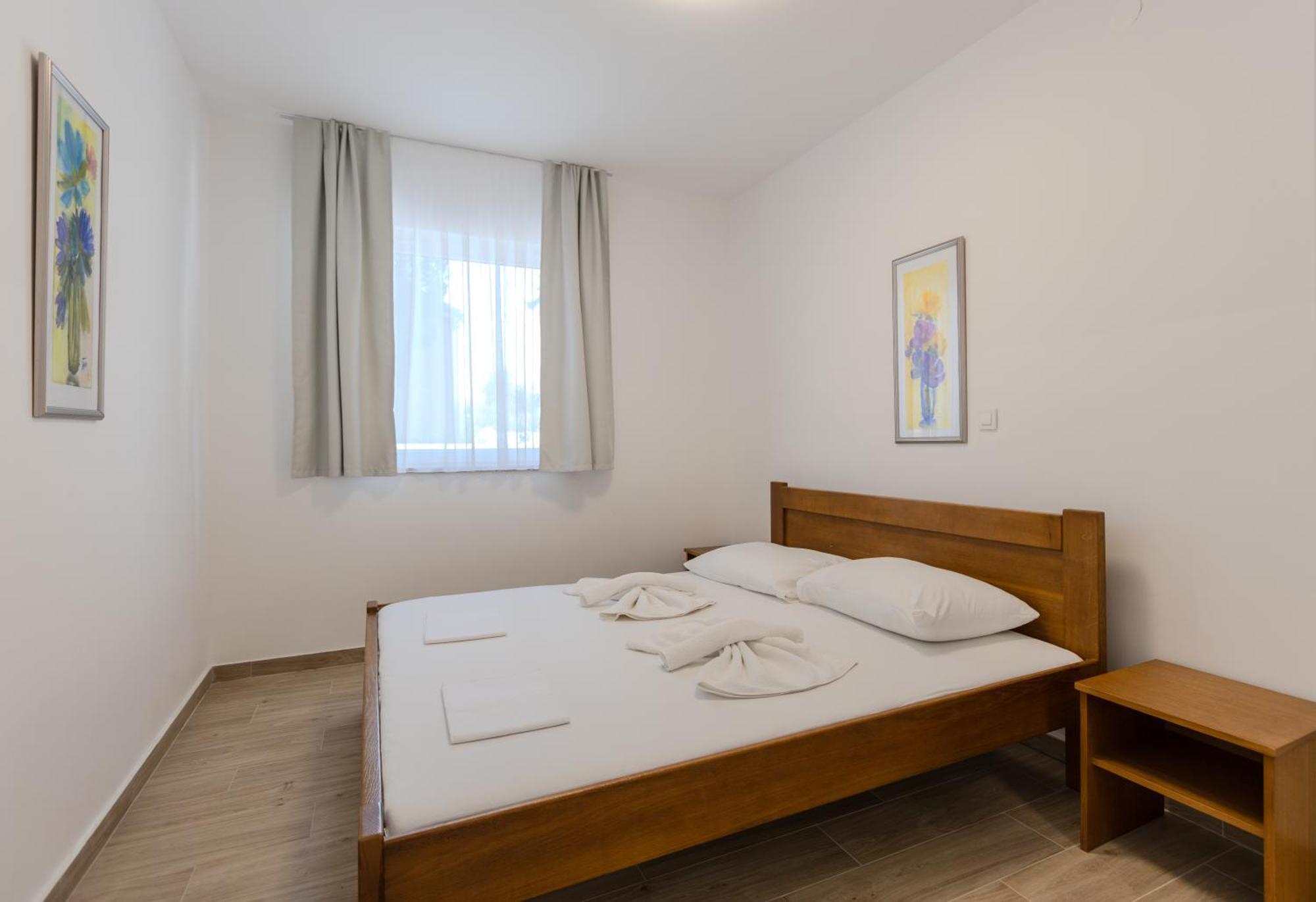 Apartments Lorena Privlaka  Εξωτερικό φωτογραφία