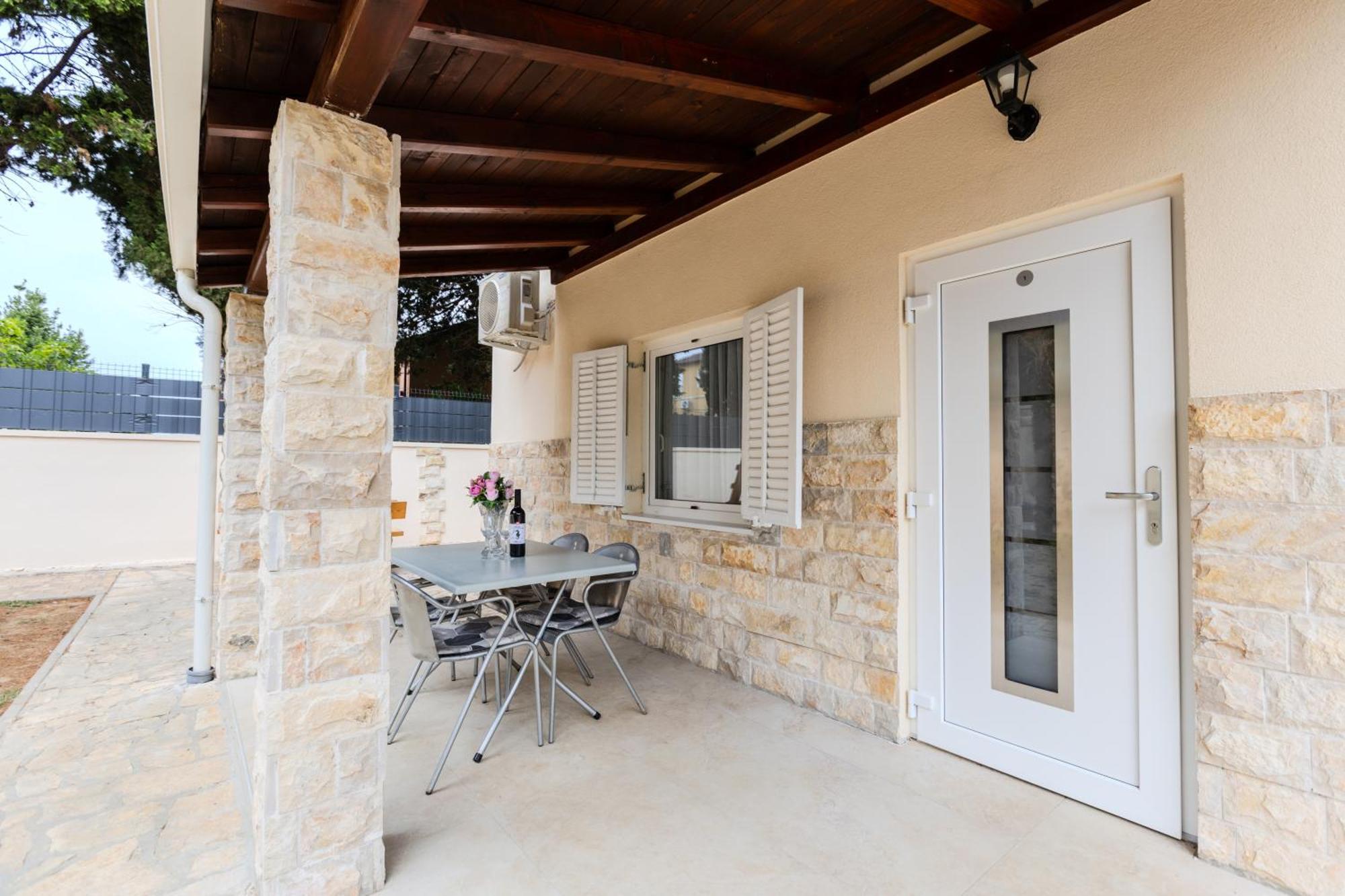 Apartments Lorena Privlaka  Εξωτερικό φωτογραφία
